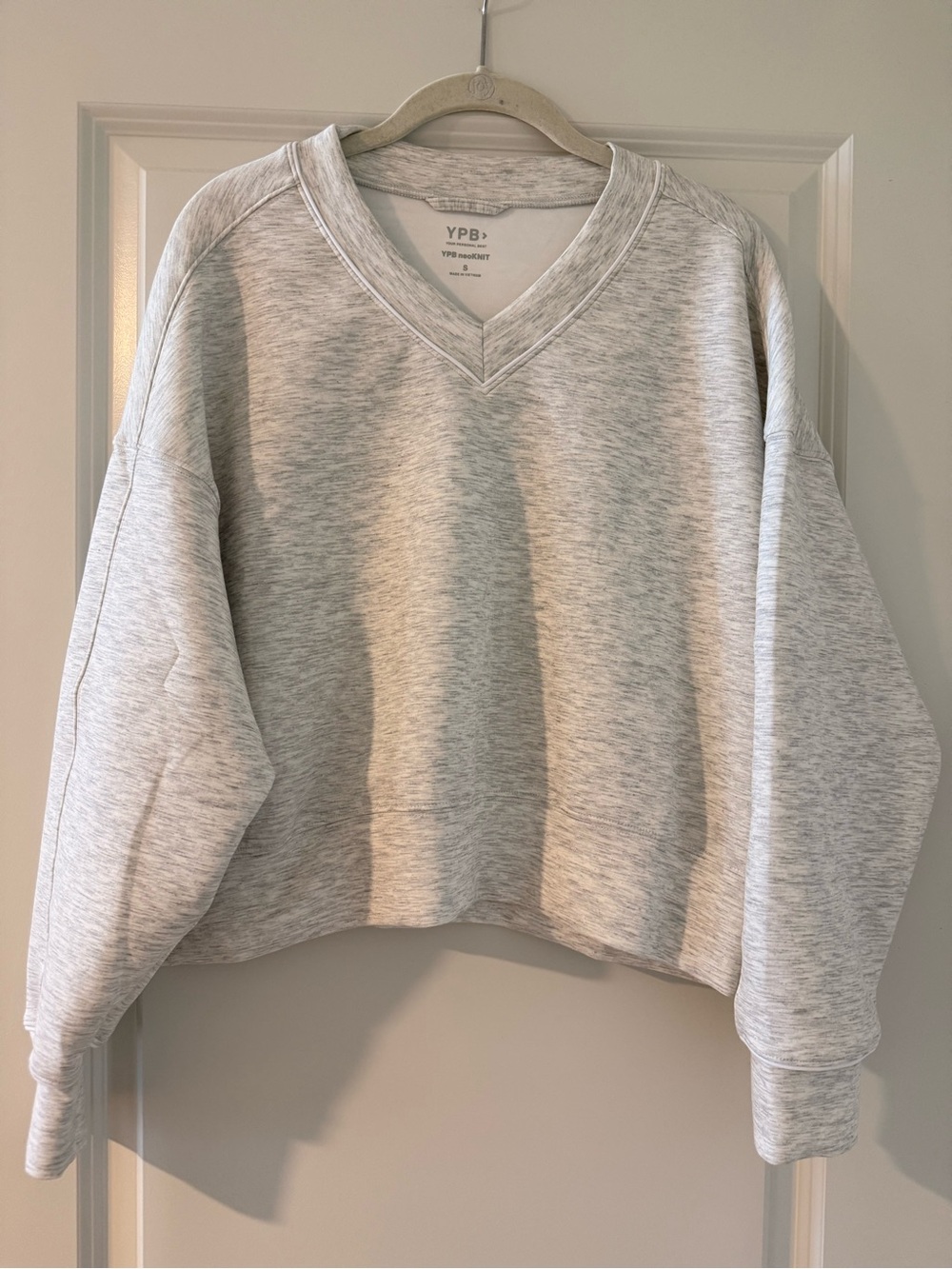 Abercrombie YPB Heather Gray V-Neck Women's Sweatshirt